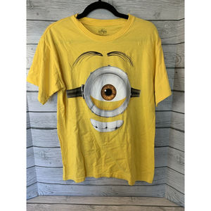Universal Studios Size M Despicable Me Minion Yellow T-Shirt Short Sleeve Smile